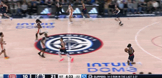 都由我来扛！哈登先一条龙抛投再造三分犯规 打了8分钟已砍17分！