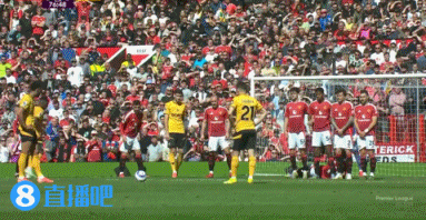 精彩！萨拉维亚对阵曼联任意球破门，当选狼队本赛季最佳进球