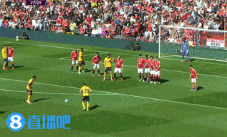 精彩！萨拉维亚对阵曼联任意球破门，当选狼队本赛季最佳进球